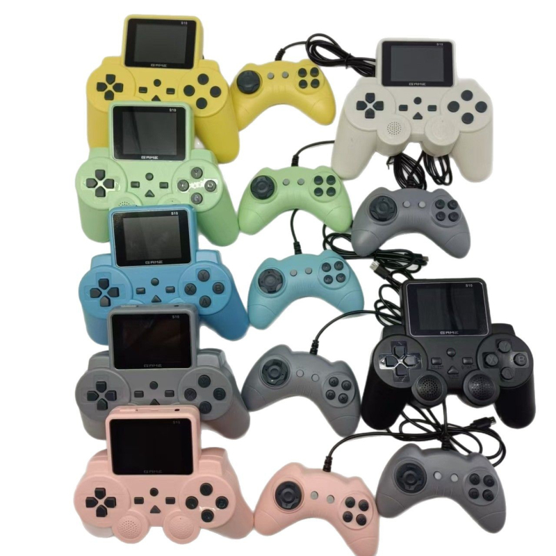 Pārvietojama retro spēļu konsole ar 520 iebūvētām spēlēm, 8-bitu sistēma, atbalsta TV savienojumu diviem spēlētājiem