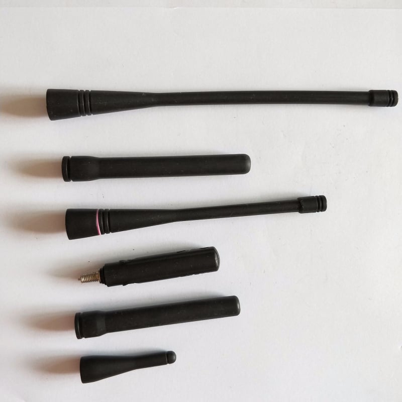 Antena externă din plastic pentru comunicații, impermeabilă, cu îmbunătățire a câștigului semnalului - Heng xitong