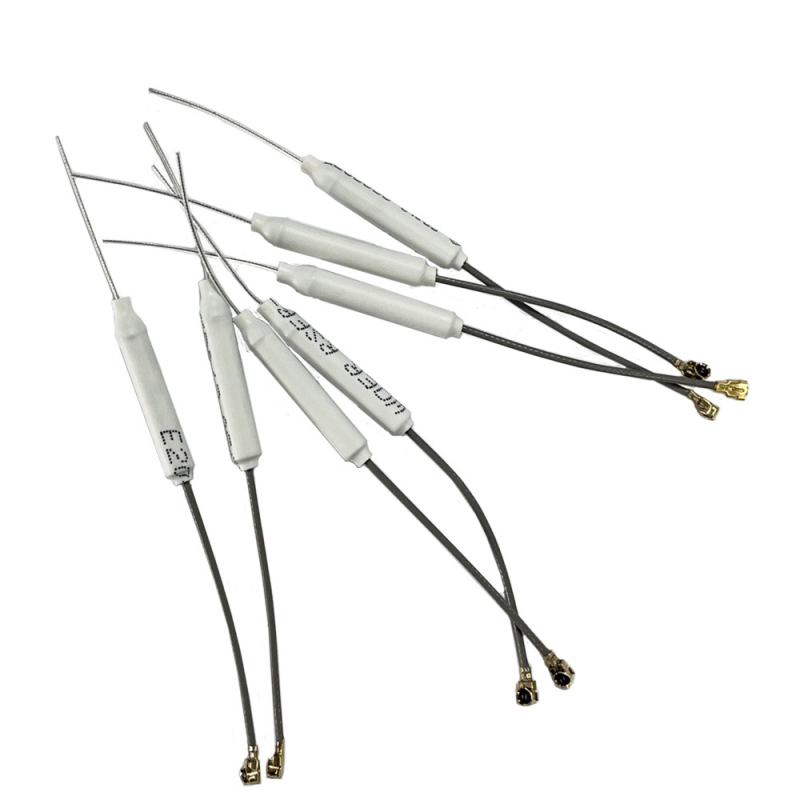 4G WiFi rod antena s IPEX adapter kabelom – dobitak 3,0 dBi, raspon frekvencija 800–960/1710–2700 MHz, impedancija 50 Ω