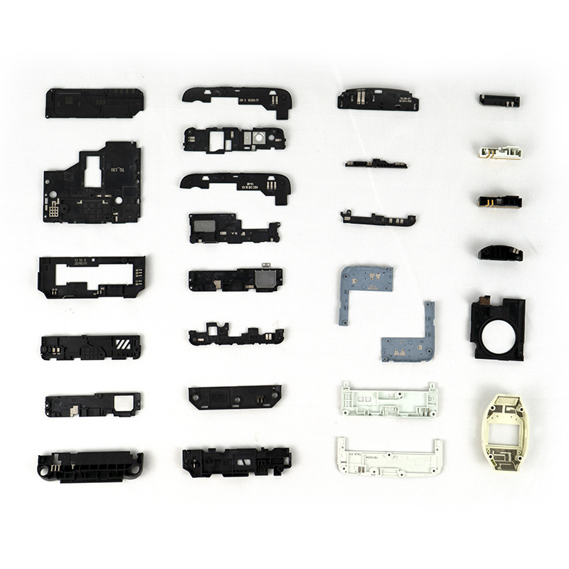 Integrirana antena s LDS laserskim graviranjem za dječje satove, mobitele i Bluetooth slušalice — dobitak 28 dBi, raspon frekvencija 800–5800 MHz, impedancija 50 Ω, SWR podesiv, radno napajanje podesivo