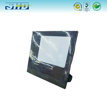 Širokopojasna 5G antena sa 6 portova, dvopolna, usmjerenog tipa, dobitak 13/15 dBi, raspon frekvencija 1710–2700 / 3300–3800 MHz, impedance 50 Ω, SWR ≤ 1.5