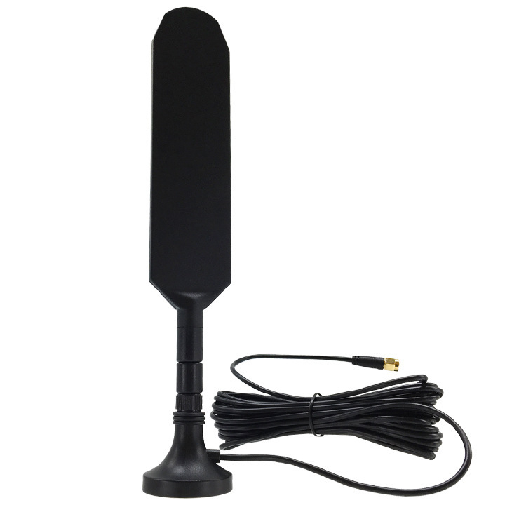 SMA antena s jakim magnetskim držačem, PCB, gumom i vanjskim produžnim kabelom, za usmjerivače i digitalne uređaje; raspon frekvencija 698–2700 MHz, dobitak 5–8 dBi, impedancija 50 Ω, SWR ≤1,5