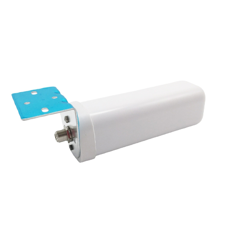 4G vanjska omnidirekcionalna FRP antena – cilindričnog oblika, dobitak 3/5 dBi, raspon frekvencija 800–960/1710–2700 MHz, impedancija 50 Ω, SWR ≤ 1.5, težina 370 g