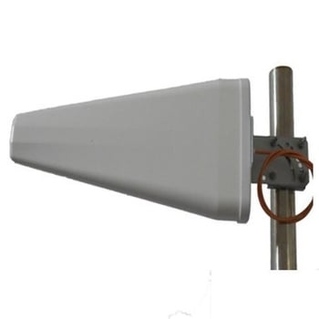 LPDA antena visoke učinkovitosti, vodootporna usmjerena Yagi antena za 2G/3G/4G — DC uzemljenje; HPBW 48°/44°; promjer šipke 25–40 mm