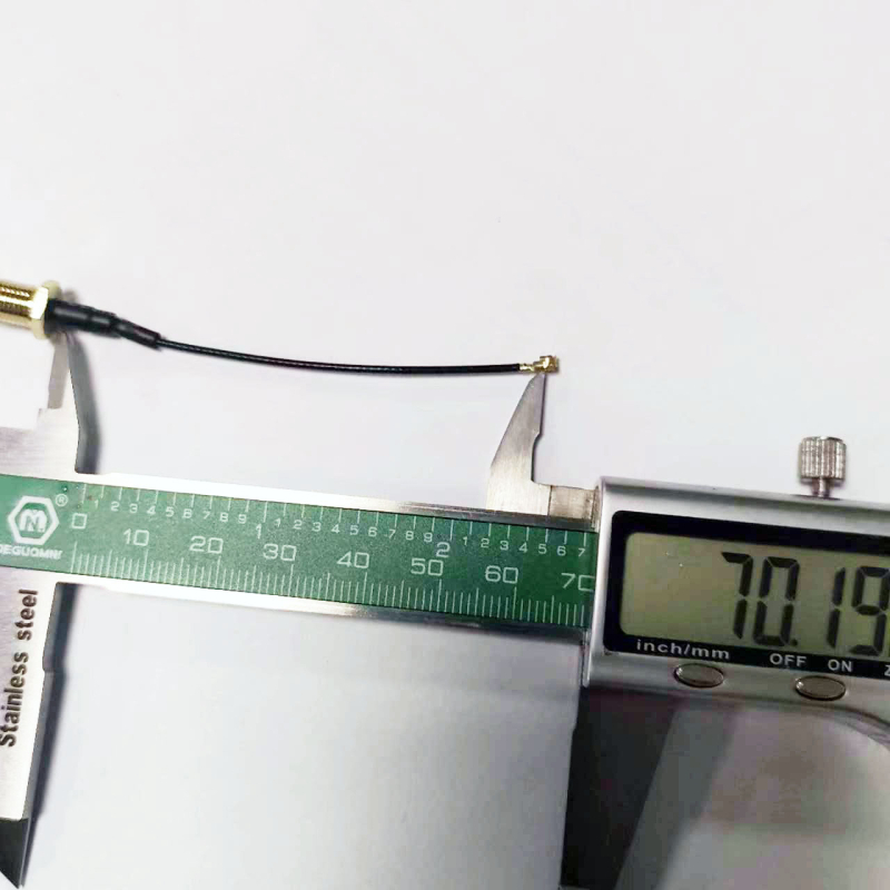 WiFi antena produžni kabel SMA na IPEX, 50Ω, dobitak 1.5, SWR ≤ 1.5