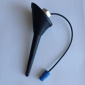 Auto radio antena; univerzalna kompatibilnost; montaža navojem (Tip: Auto radio antena; Montaža: navoj; Kompatibilnost: univerzalna)