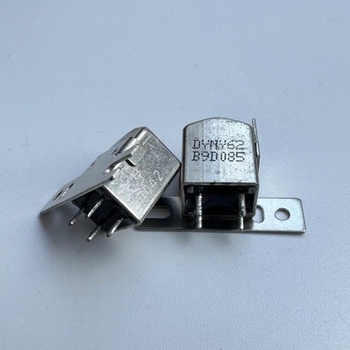 Magnetna glava za snimač DYN62, DC otpor 240 Ω, potpuno nova, original kvalitete za visokokvalitetno snimanje.