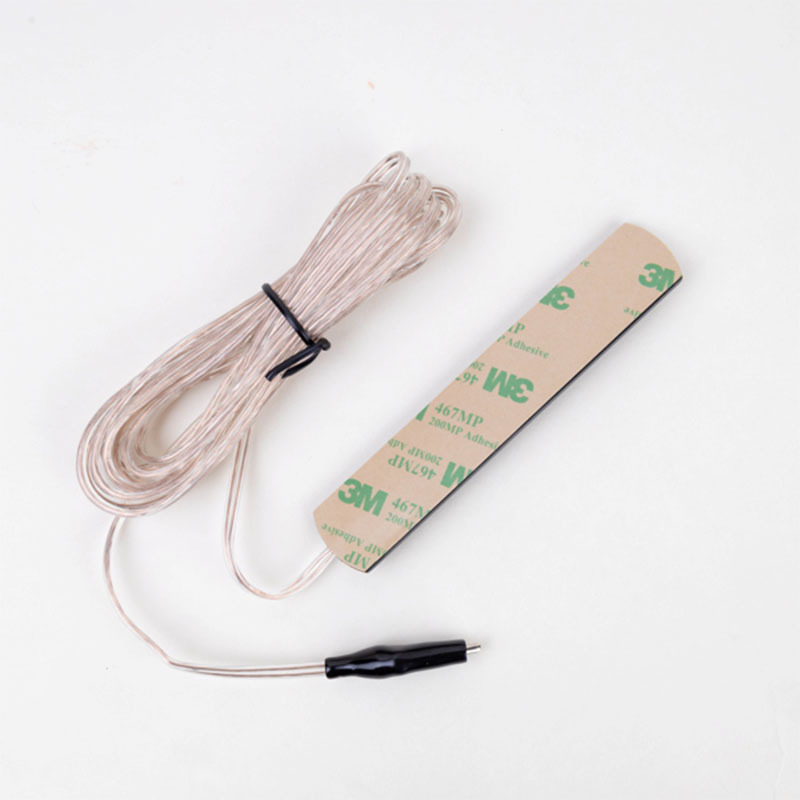 Kućna radio antena s plug-in ugradnjom, impedancija 75 Ω, raspon frekvencija 85–112 MHz, duljina 3200