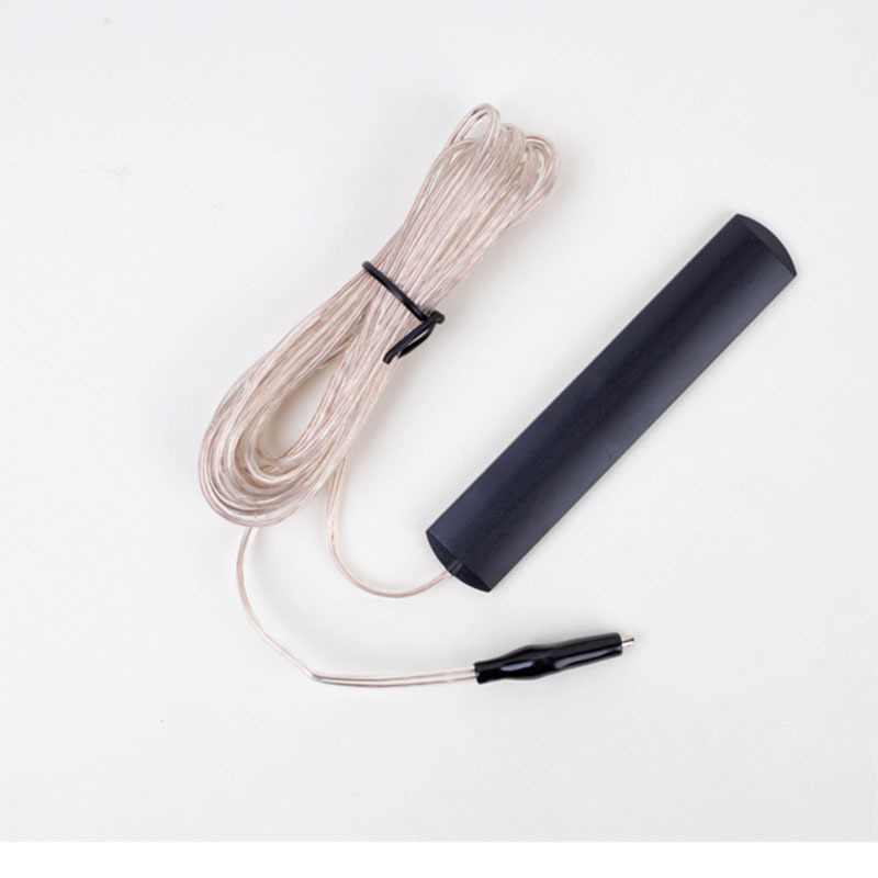 Kućna radio antena s plug-in ugradnjom, impedancija 75 Ω, raspon frekvencija 85–112 MHz, duljina 3200