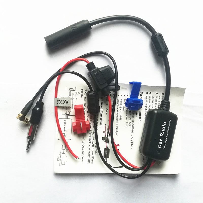 Antena DAB/FM pentru mașină cu amplificator activ de semnal – montaj Plug-in, +12V, compatibil universal