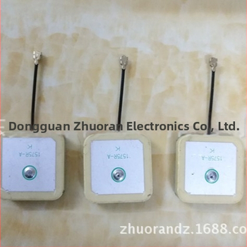 GPS anténa pre automobilovú navigáciu TV - satelitné určovanie polohy, GPS navigačný modul anténa | Značka: RZ, Model: Many, Hmotnosť: 0.28