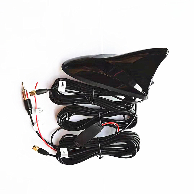 GPS auto antena ar trīs vienā funkcijām: GPS, FM un WIFI; uzstādīšana ar vītni; 12V darbība.