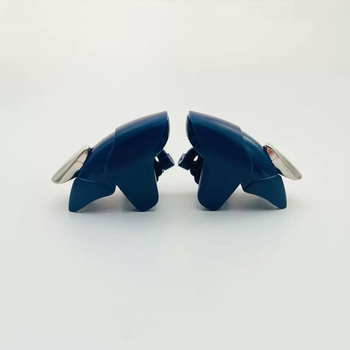 Bezvadu spēļu kontrolieris ar mehāniskajiem taustiņiem, saderīgs ar iOS un Android, plastmasas korpuss, svars 20 g