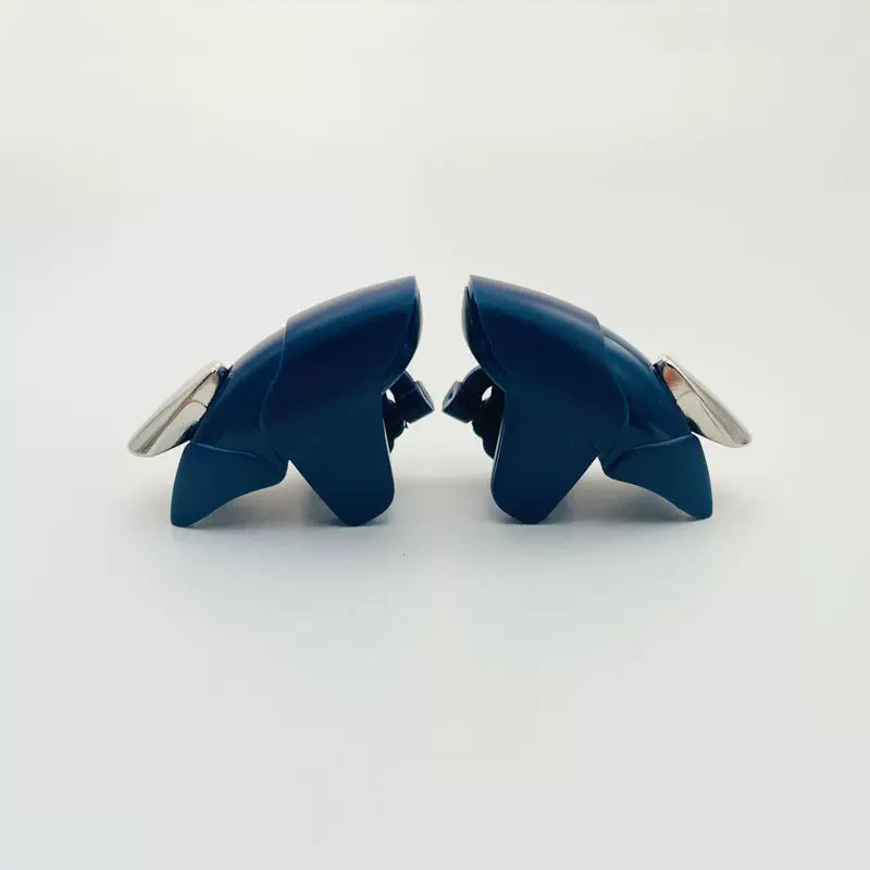 Bezvadu spēļu kontrolieris ar mehāniskajiem taustiņiem, saderīgs ar iOS un Android, plastmasas korpuss, svars 20 g