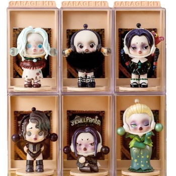 PP-plasztik figurakiállító doboz fedéllel – porvédett, testreszabható, logónyomás lehetséges