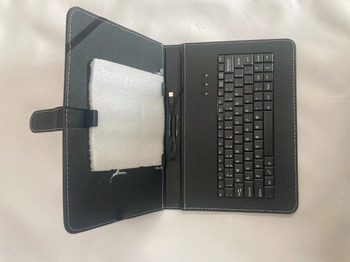 Žičana tipkovnica s kožnom futrolom i Type-C sučeljem za Android i Windows tablete - tanak i lagan dizajn