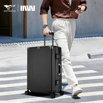 Seven Wolves PC χειραποσκευή με TSA κλείδωμα, μεγάλη χωρητικότητα, περιστρεφόμενοι τροχοί, βάρος 3.35 kg
