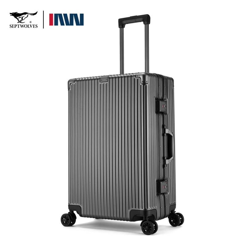 Seven Wolves PC χειραποσκευή με TSA κλείδωμα, μεγάλη χωρητικότητα, περιστρεφόμενοι τροχοί, βάρος 3.35 kg