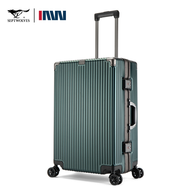 Seven Wolves PC χειραποσκευή με TSA κλείδωμα, μεγάλη χωρητικότητα, περιστρεφόμενοι τροχοί, βάρος 3.35 kg