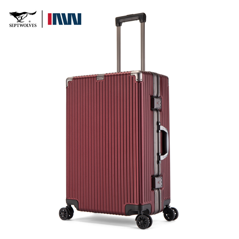 Seven Wolves PC χειραποσκευή με TSA κλείδωμα, μεγάλη χωρητικότητα, περιστρεφόμενοι τροχοί, βάρος 3.35 kg