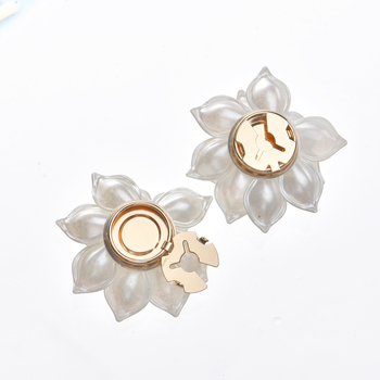 Копчета за риза във форма на камелия, метална сплав, бели кристали, ръчна изработка, дамски корейски стил