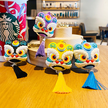 PVC privjesak za auto s motivom karikaturalnog lava plesa u kineskom stilu