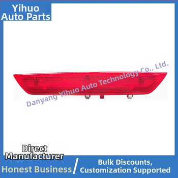 Ford Transit 2015–2023 felső pozíciójú féklámpa, BK3Z-13466-C / BK3Z-13466-A, 12V, 12W