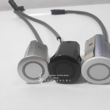 Parkošanas radaru palīgsistēma — Hetw zīmols, modelis PZ362-00208, produkta kods PZ362-00208-A00, licencētas privātās preces: Jā; saderīgs ar Toyota Camry un Lexus Camry