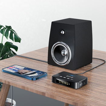 NFC Bluetooth 5.0 prijemnik-emitator FM troje-u-jednom adapter s LED zaslonom (Model M6 · Plug‑and‑Play · Brzina prijenosa 100 · Doseg 10)
