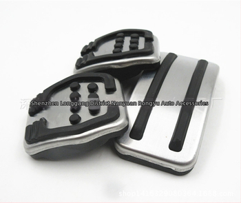 Nerūsējošā tērauda gāzes un bremžu pedāļu komplekts Ford Focus (2010–2017)