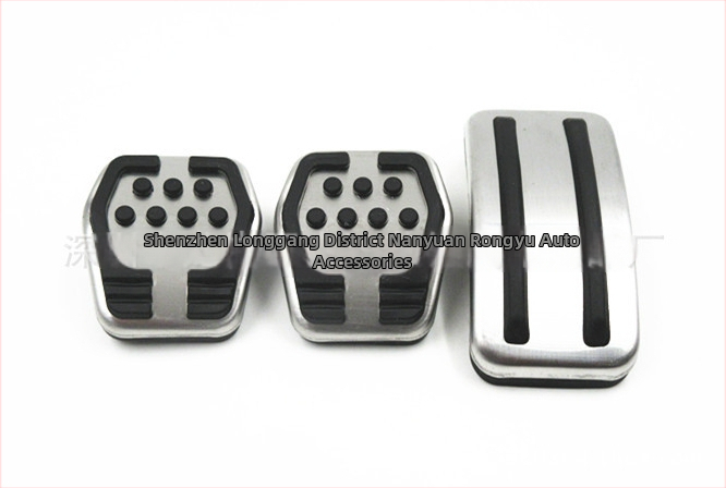 Nerūsējošā tērauda gāzes un bremžu pedāļu komplekts Ford Focus (2010–2017)