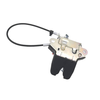 81230-3Q000 Centrālais bagāžas nodalījuma slēdzis Hyundai Sonata 2011-2014 (8. paaudze) – Plastmasa, 291 g