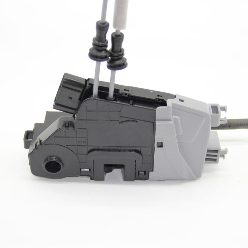 81320-D7500 Hyundai Tucson durvju slēdzēja aktuators – 12V, centrālais slēdzējs, plastmasa un metāls