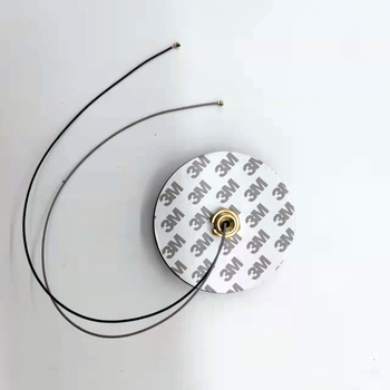 Antena externă GPS 4G cu bandă completă pentru dulap exterior impermeabil (Model F010-000895) – 50 Ω, câștig 8–28 dBi, VSWR ≤ 1.8, tensiune de funcționare 3–5 V