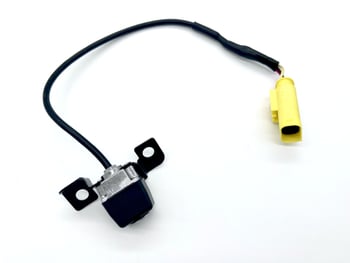 Zadnja kamera za Kia Sorento s PDC sustavom za parkiranje, model 95760-2P202FFF, 12V, 24W, 45 g
