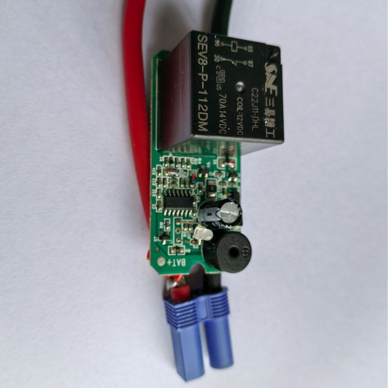 Deli automobiliškai išmanus superkondensatoriaus avarinės maitinimo šaltinis — plokštės tipo medžiaga, didelio srauto įkrovimo kabelis, priešuždegimo funkcija, modelis DY36