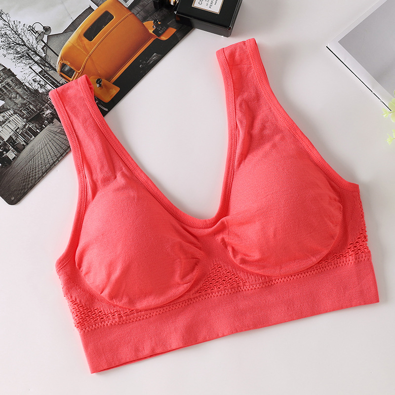 Bešiu jogos sportinė liemenėlė – iškirptė su iškirpte, kvėpuojanti, 3/4 kaušelis, Kaušelių tipas: viršutinis plonas / apatinis storesnis, Krūtinės ilgis, Nailonas