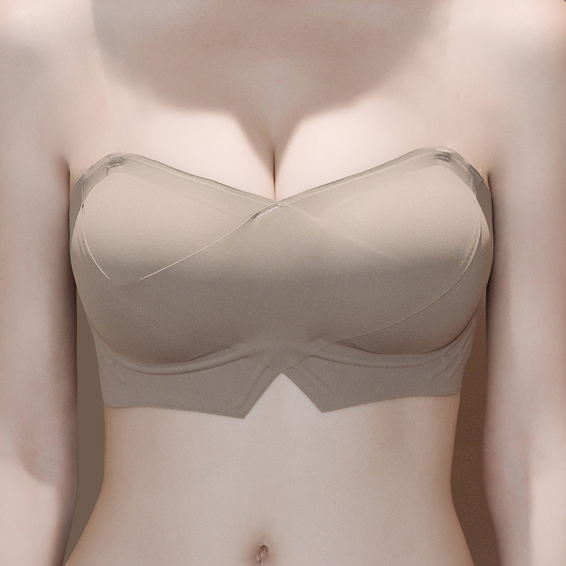 Liemenėlė be petnešių, belaidė, be siūlių, nematoma po drabužiais; 1/2 puodelio, ploni formuojami puodeliai; nuimami dvigubi dirželiai