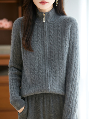 Vilnos kardiganas su puse aukštu kaklu, laisvas kirpimas, užtrauktukas, 95% vilna