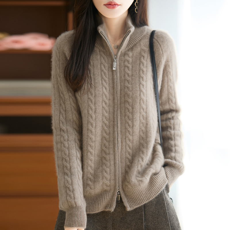 Vilnos kardiganas su puse aukštu kaklu, laisvas kirpimas, užtrauktukas, 95% vilna