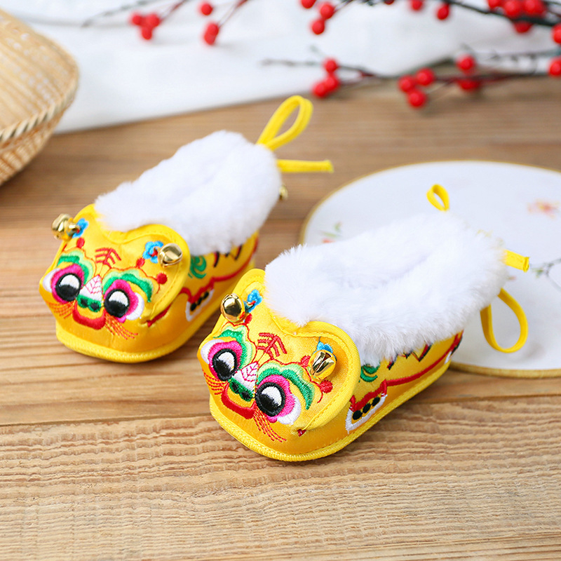 Ghete bebe cu cap de tigru, partea superioară din țesătură de bumbac, talpă din pânză, iarnă, stil retro