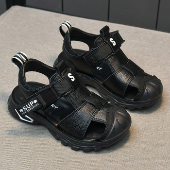 Zēnu pludmales kurpes | Augšējā daļa: liellopa split āda | Zole: poliuretāns | Aizvērums ar Velcro