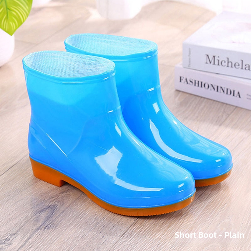 Sievietēm PVC lietus zābaki, zemā garuma zābaki, zems papēdis 1–3 cm, vienkrāsainas, visu sezonu