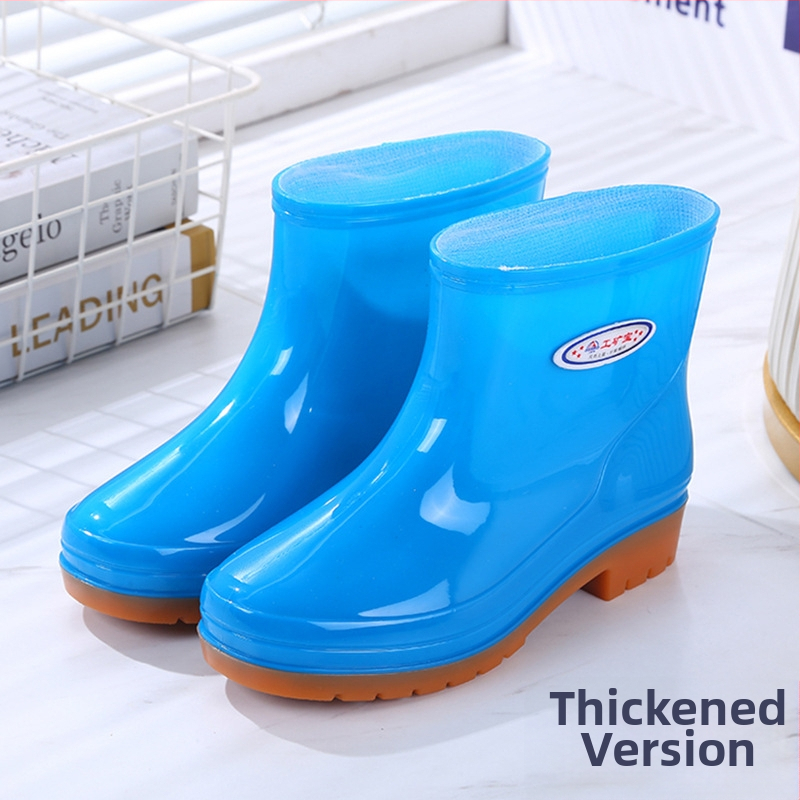 Sievietēm PVC lietus zābaki, zemā garuma zābaki, zems papēdis 1–3 cm, vienkrāsainas, visu sezonu