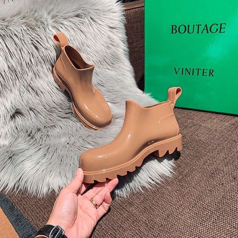 Unisex lietus zābaki virs ceļgala no PVC – bieza zole, ūdensizturīgi un pretslīdes rudens–ziemas sezonai