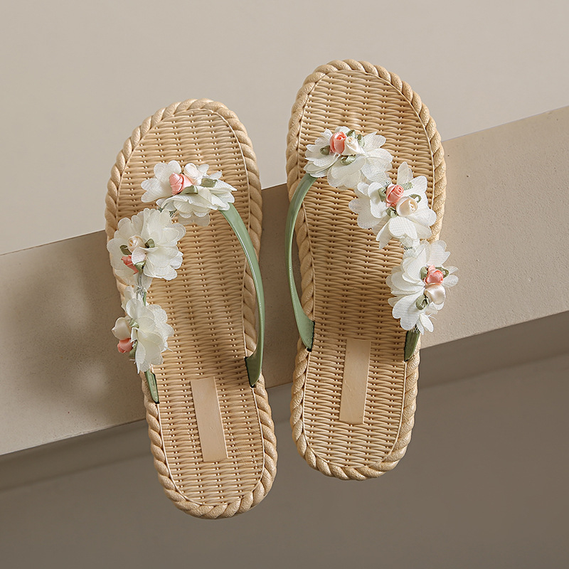 Ženske PVC japanke s floralnim uzorkom, protuklizne i otporne na habanje, otvorenim prstima, ravna potplata, plažne sandale, debljina potplata 0–3 cm