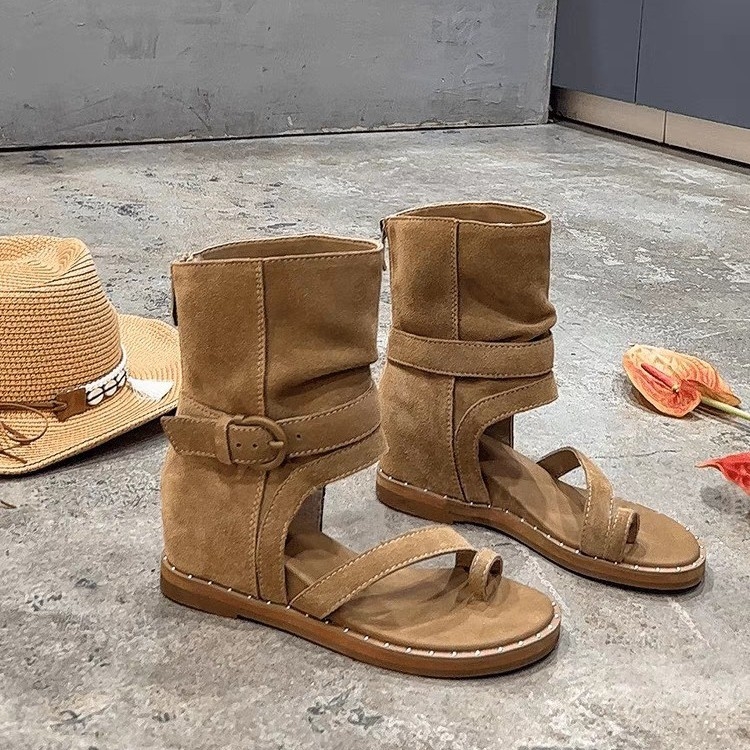 Sieviešu sandales ar Y-saiti, sānu rāvējslēdzējs, klinveidīgs papēdis, virsālrāmi: divu slāņu cūku āda, zole: liellopa cīpsla, apaļa purngala