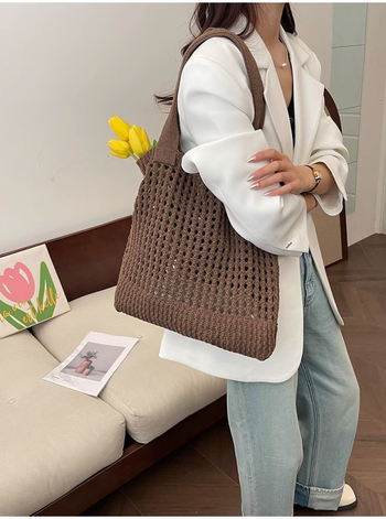 Geantă Tote din poliester - formă vertical pătrată, deschidere deschisă, buzunar pentru telefon