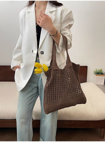 Geantă Tote din poliester - formă vertical pătrată, deschidere deschisă, buzunar pentru telefon