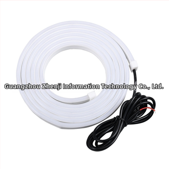 Autó kapucnis LED szalag – rugalmas dekoratív nappali fény, univerzális modell, 12V, 3W, LED, élettartam 5000+ óra